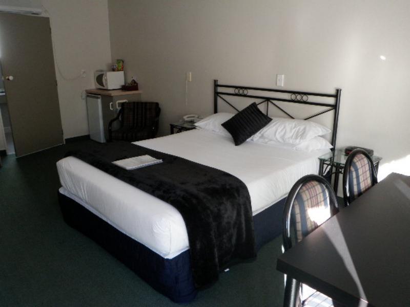 Durham Court Motor Inn Tauranga Bagian luar foto
